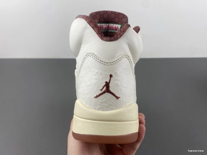 HYPE Grito El HF8833-100 Jordan Air 5 0823